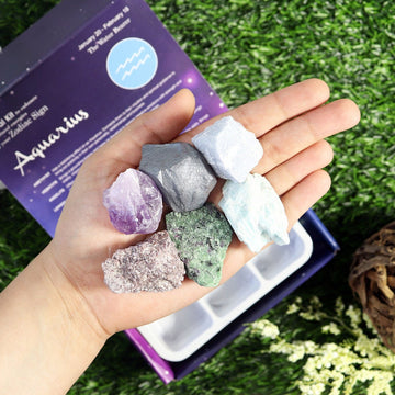 Aquarius Zodiac Crystal Kit, Crystal Set for Birthday, Horoscope, Astrology. 6 Birthstones in a Gift Box, Crystal Bundles