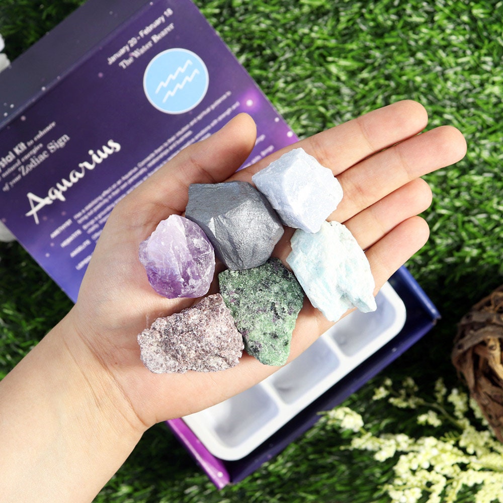 Aquarius Zodiac Crystal Kit, Crystal Set for Birthday, Horoscope, Astrology. 6 Birthstones in a Gift Box, Crystal Bundles