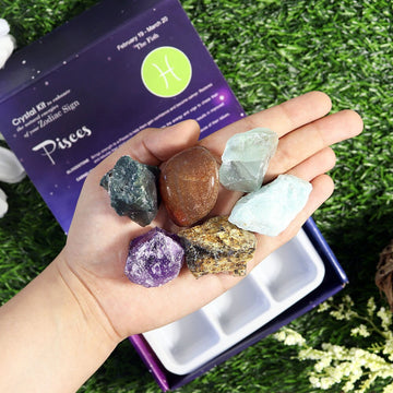 Pisces Zodiac Crystal Kit, Crystal Set for Birthday, Horoscope, Astrology. 6 Birthstones in a Gift Box, Crystal Bundles