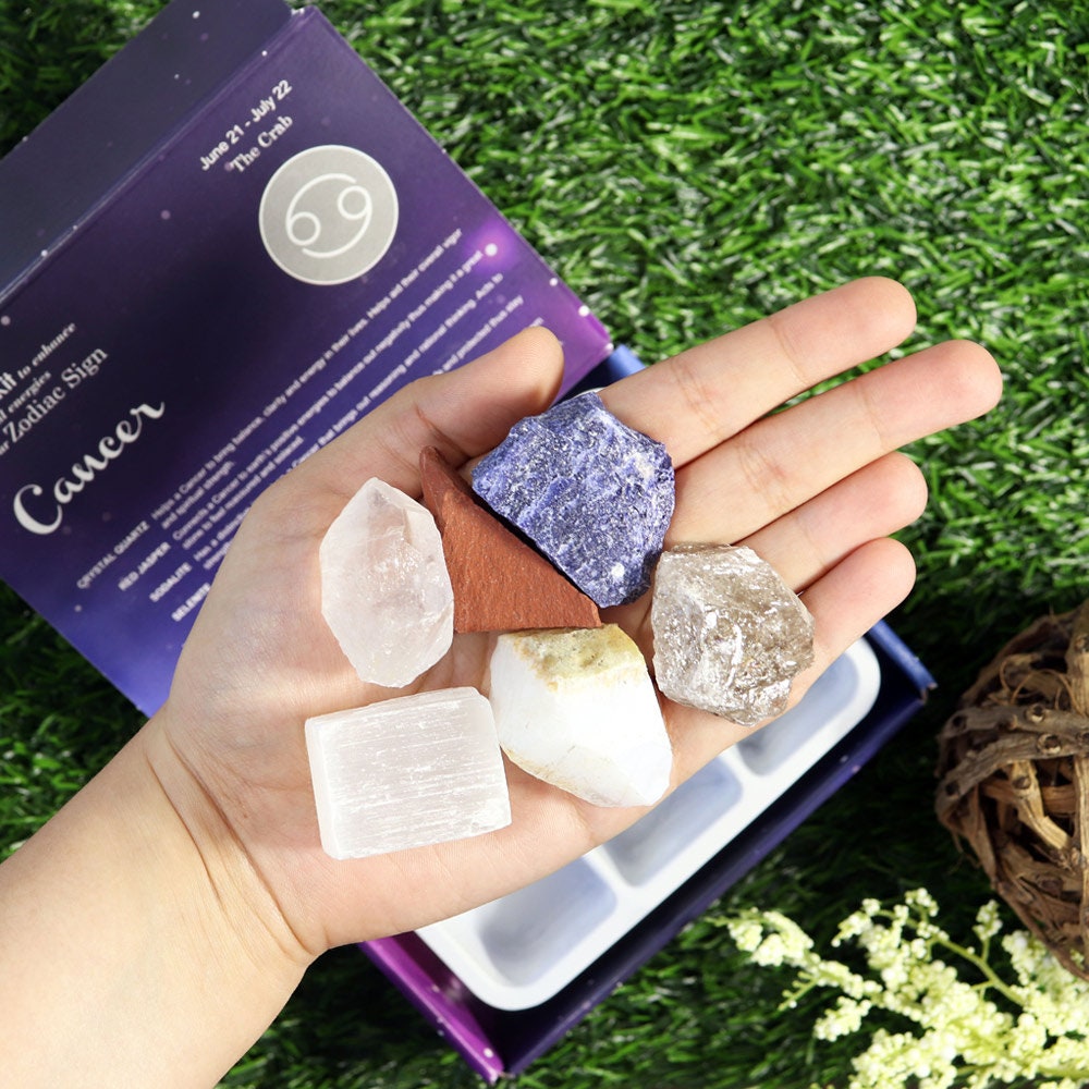 Cancer Zodiac Crystal Kit, Crystal Set for Birthday, Horoscope, Astrology. 6 Birthstones in a Gift Box, Crystal Bundles