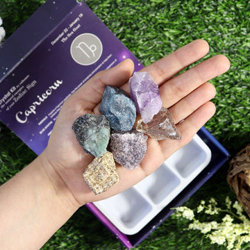 Capricorn Zodiac Crystal Kit, Crystal Set for Birthday, Horoscope, Astrology. 6 Birthstones in a Gift Box, Crystal Bundles