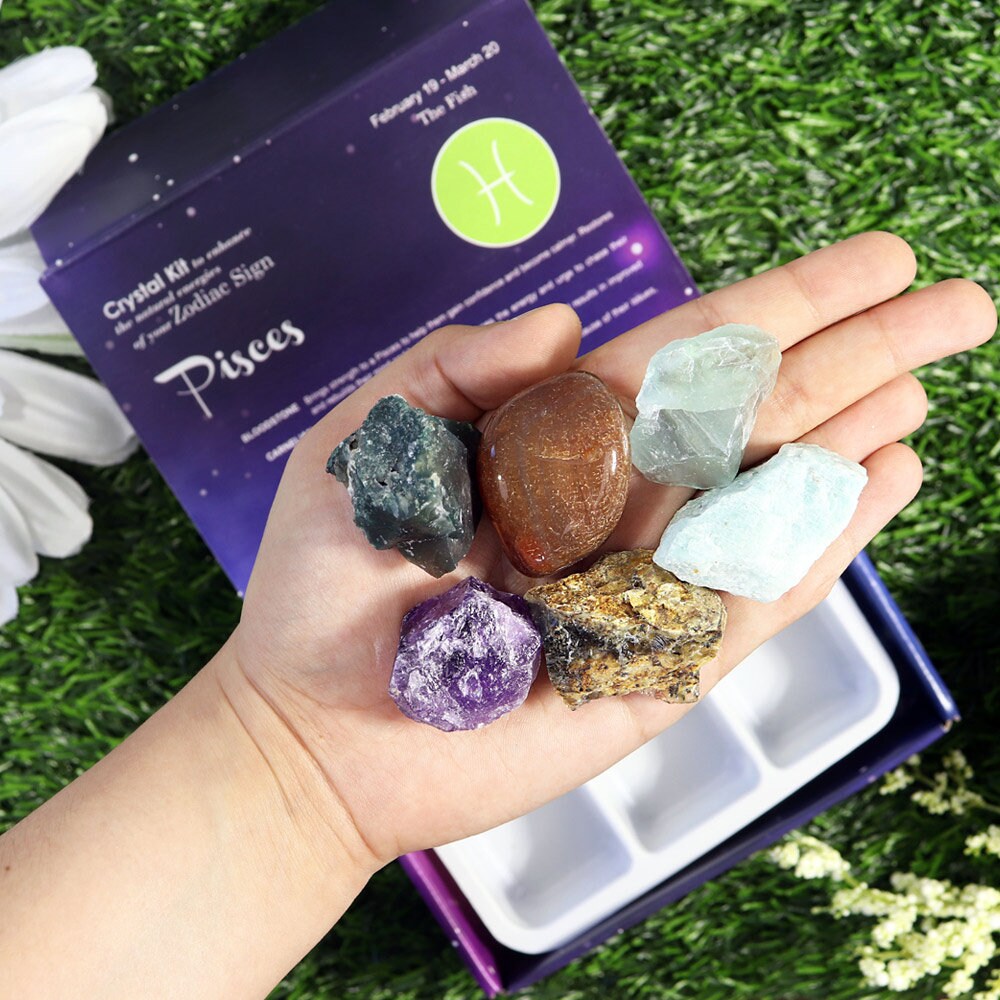 Pisces Zodiac Crystal Kit, Crystal Set for Birthday, Horoscope, Astrology. 6 Birthstones in a Gift Box, Crystal Bundles