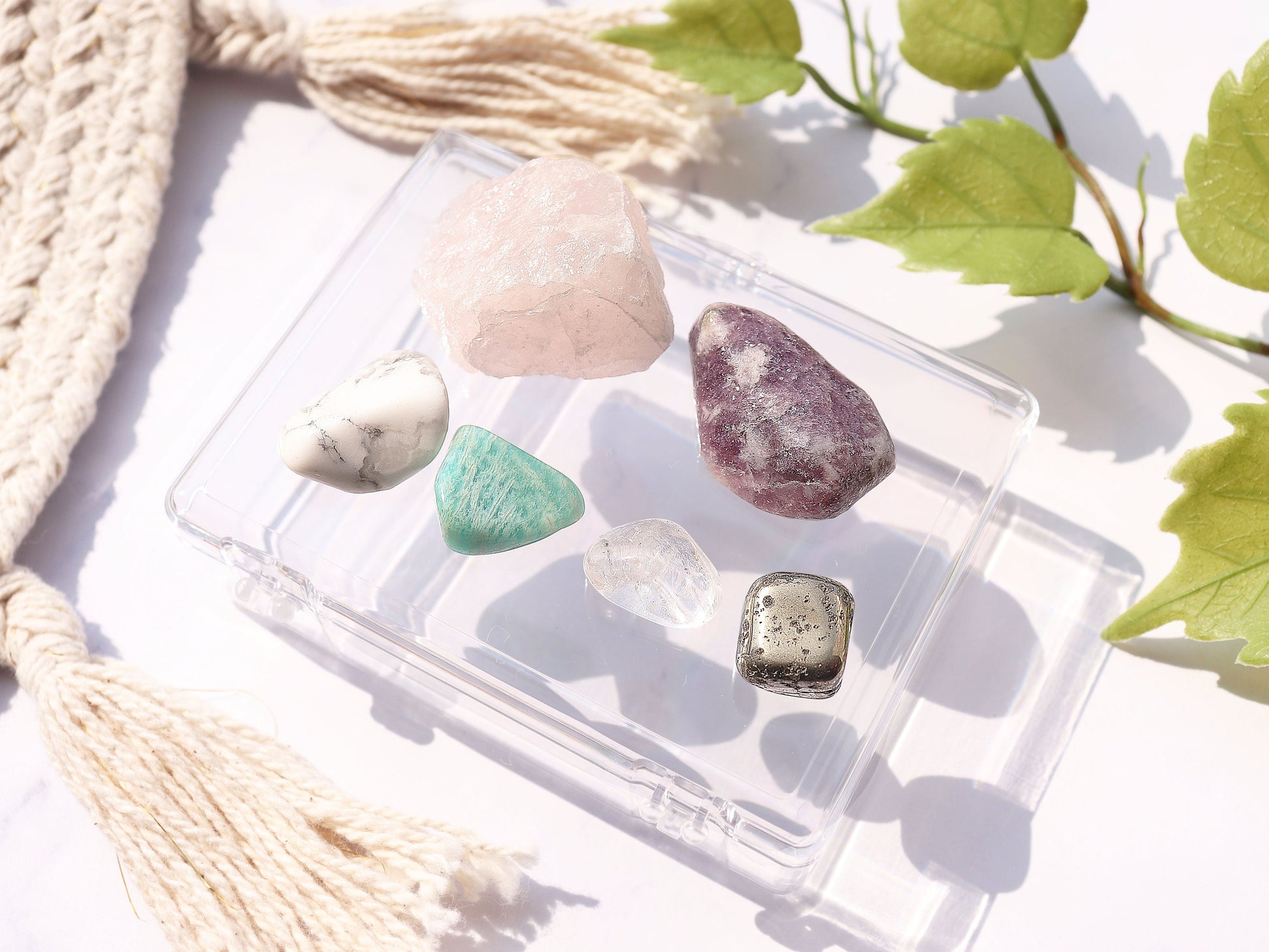 Pocket Meditating Crystals Kit, Gemstones for Creativity, Strength, Serenity, Beginner Crystal Kits