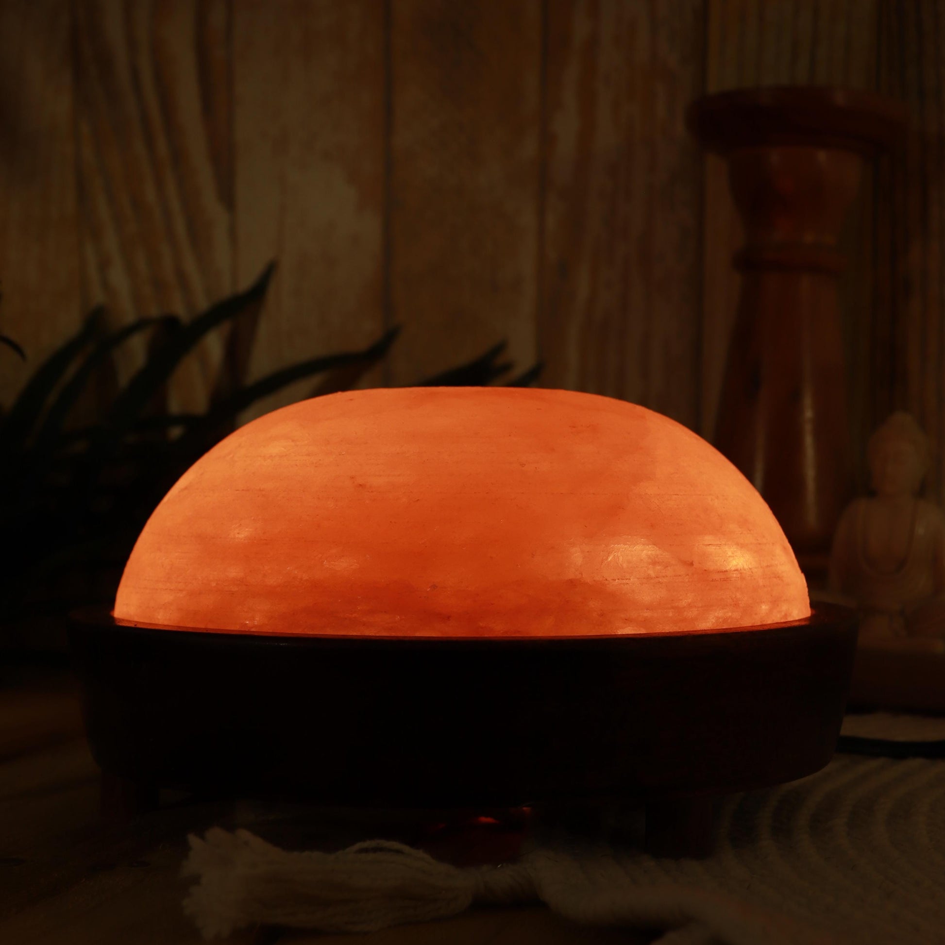 High Quality Himalayan Salt Detoxer, Heat Therapy, Foot/Hand Detoxer, Dome Shaped Lamp, Ambient Lighting, 2 Bulbs included - Warmer Dome