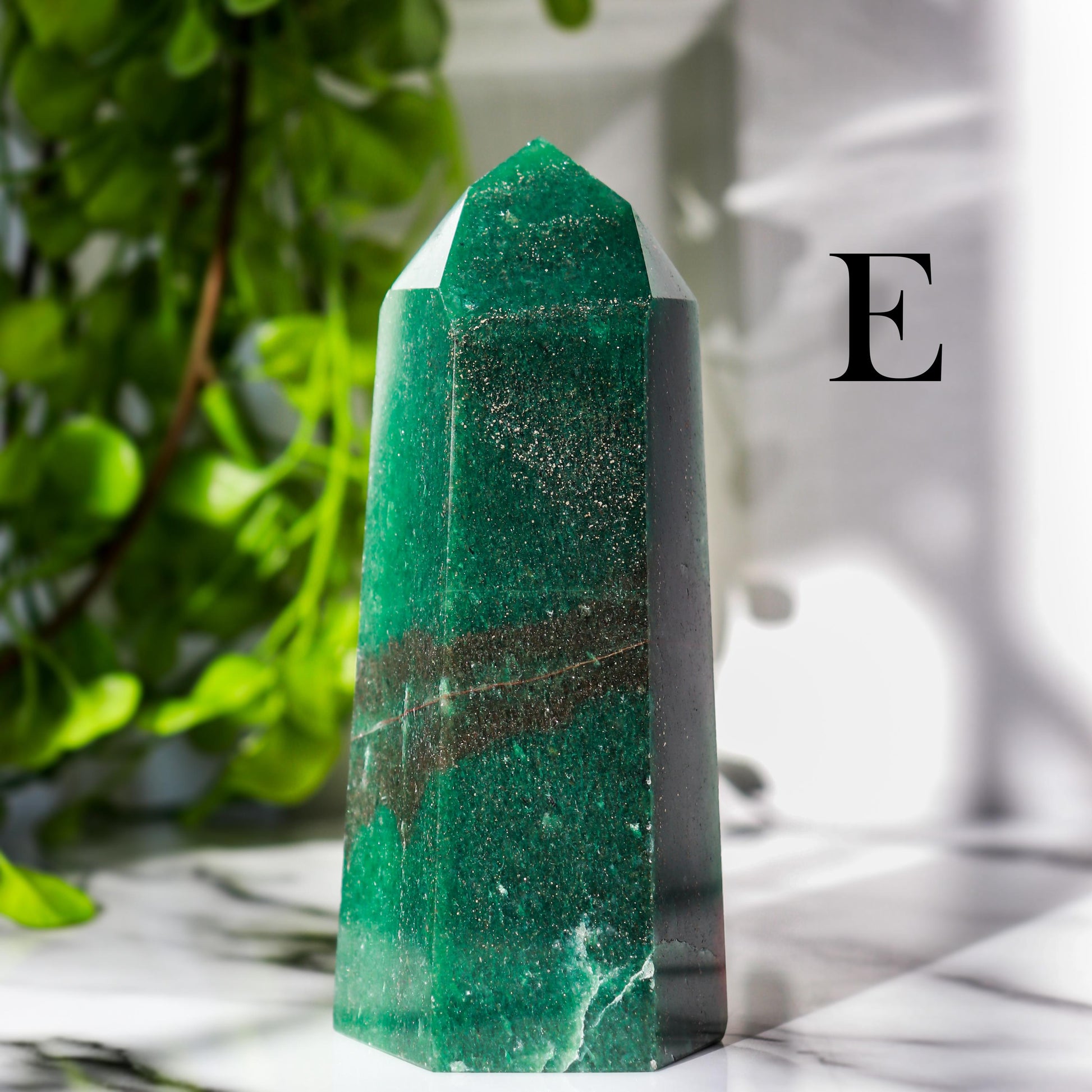 GRADE AAA Green Aventurine Tower – Healing Crystal for Heart Chakra, Natural Gemstone Tower, Polished Stone, Spiritual Gift, Energy Decor