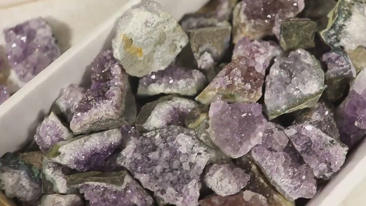 Amethyst Mini Crystal Clusters: Flat Healing Gemstone