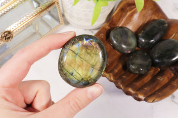 Natural Flashy Labradorite Palm Stones, Carved Gemstone, Reiki, Healing Crystal, Mother's Day Gift