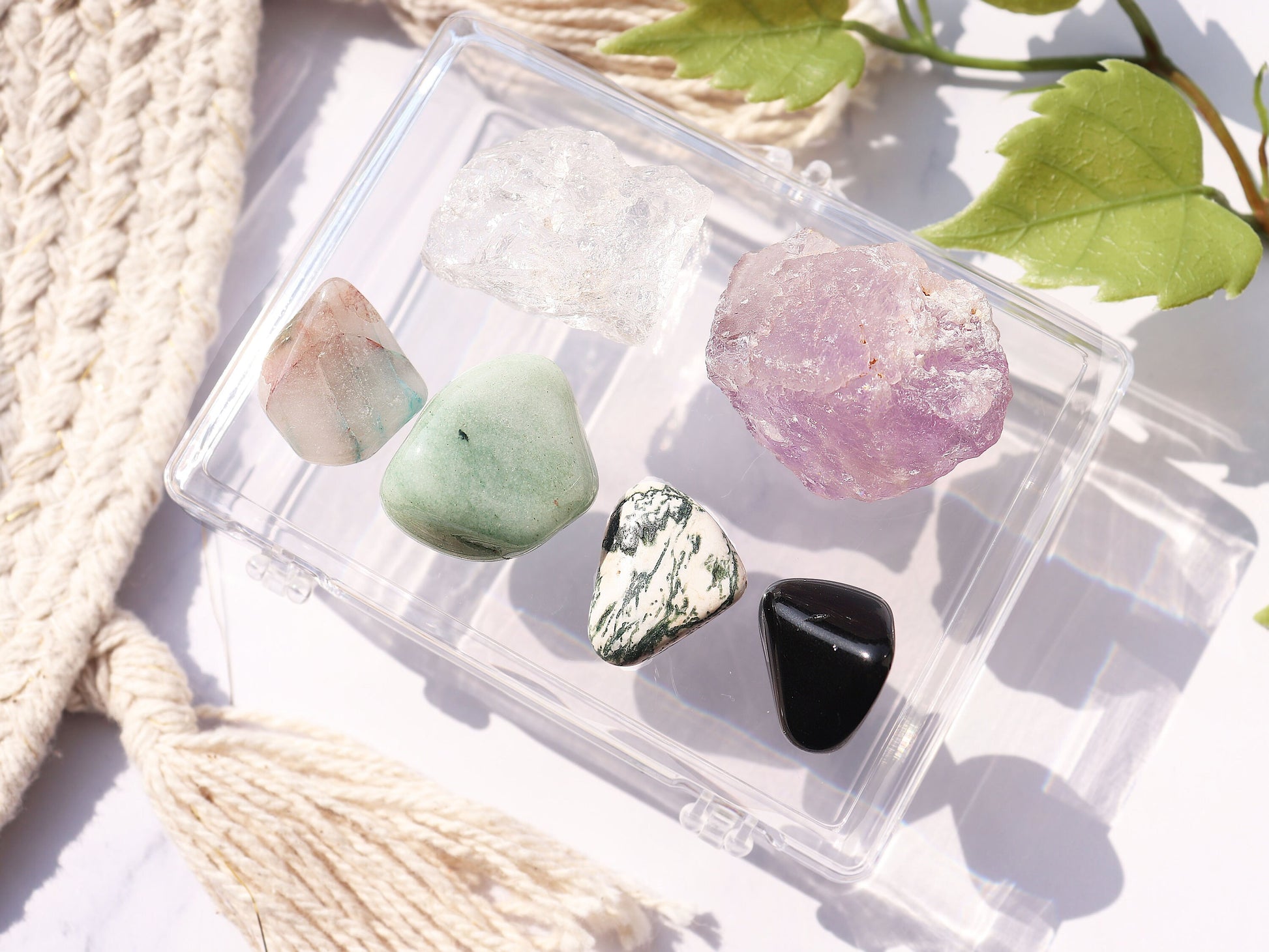 Pocket Meditating Crystals Kit, Gemstones for Creativity, Strength, Serenity, Beginner Crystal Kits